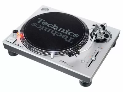 TECHNICS SL1200 (Without needle)