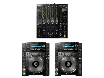 2 x CDJ-2000nxs + 1 x DJM-900nxs