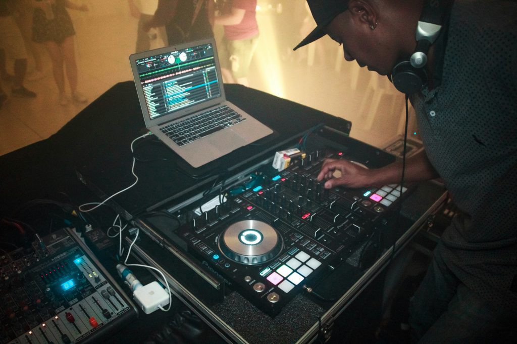 Where to Rent DJ Equipment